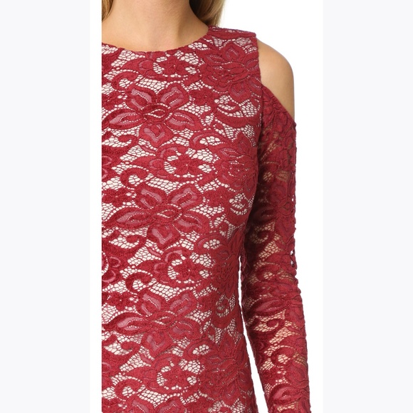 ALICE+OLIVIA Red Lace Laila Open Shoulder Dress 4 - Picture 4 of 8